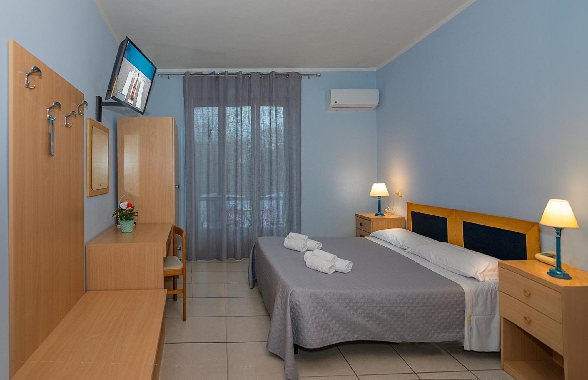 Hotel Villa Benvenuti Viareggio Luaran gambar
