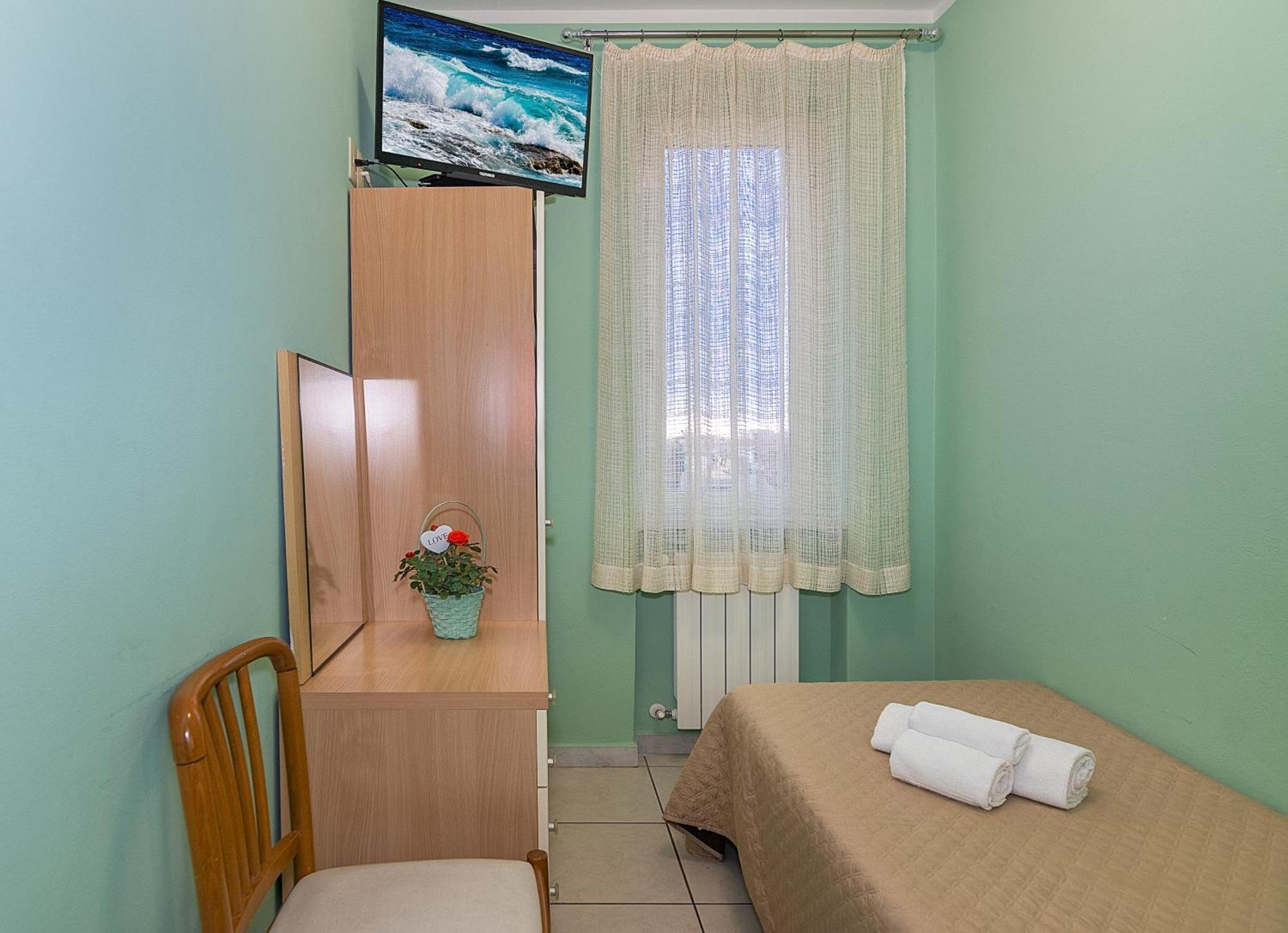 Hotel Villa Benvenuti Viareggio Luaran gambar