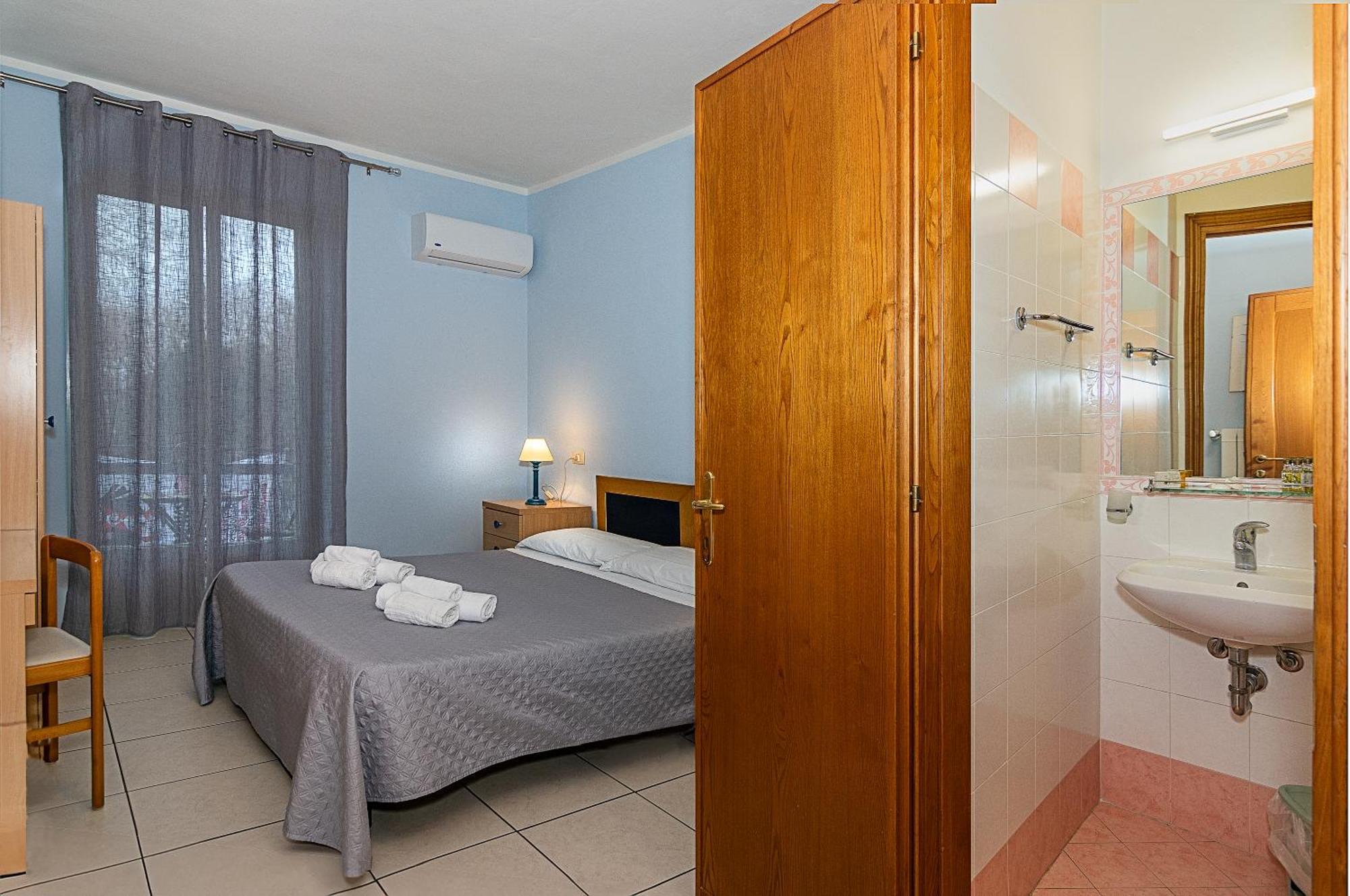 Hotel Villa Benvenuti Viareggio Luaran gambar