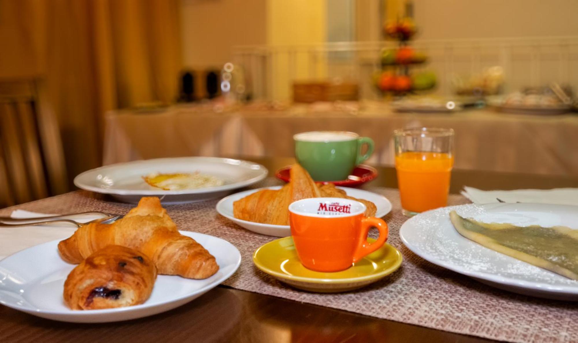 Hotel Villa Benvenuti Viareggio Luaran gambar
